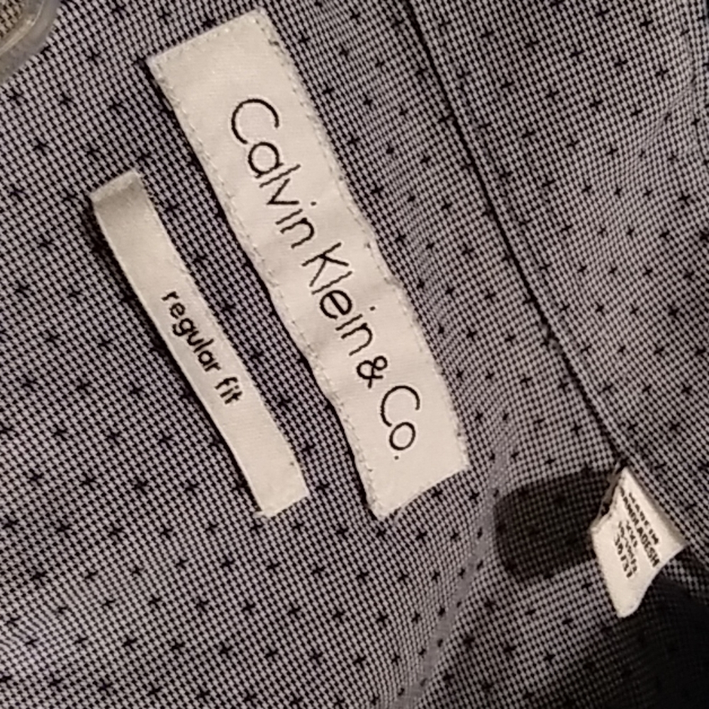 Calvin Klein men's long sleeve button front shirt